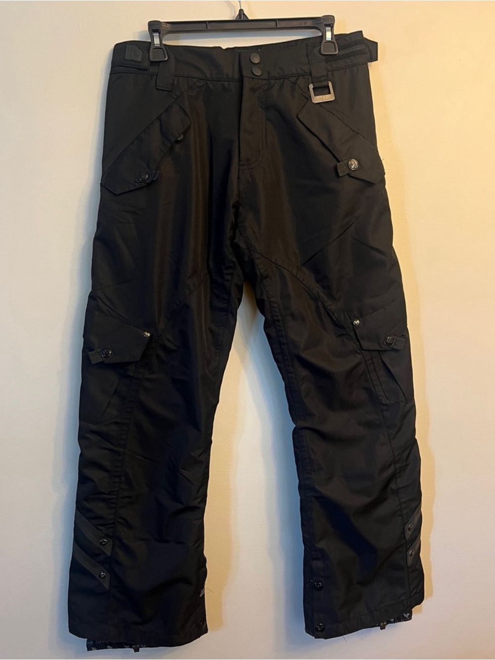 NEW Women’s Black Cargo Snow Pants with Multiple Pockets